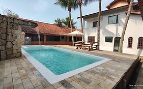 Casa linda Piscina 6 quartos Bertioga
